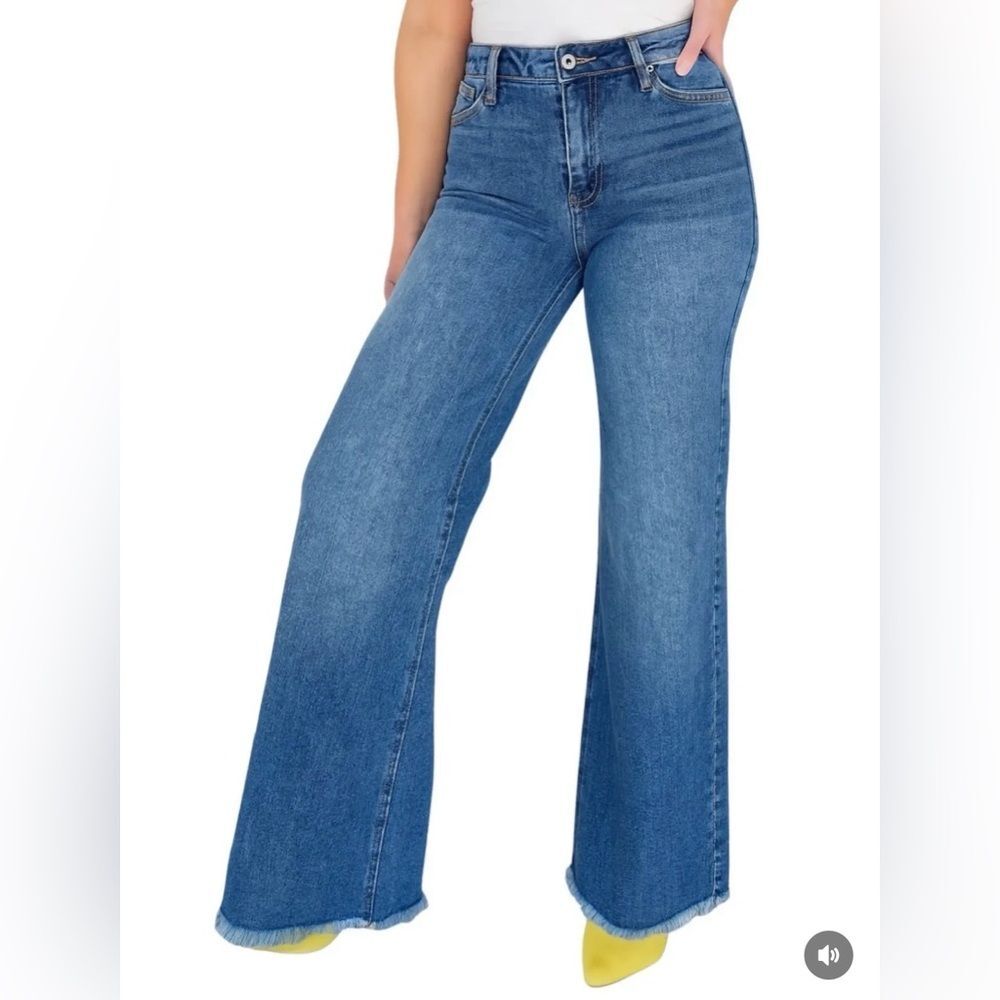 BCBGeneration High Rise Wide Leg Frayed Hem Jeans Size 25